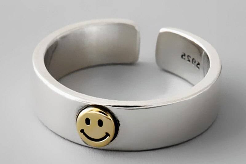 Smiley Face Ring Jewellery & Watches Rings
